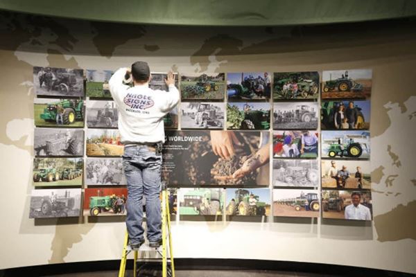 Install John Deere Museum