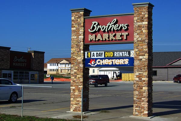 Brothers Market