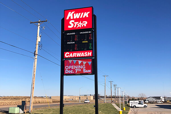 Kwik Star Pole Sign