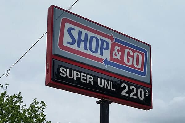 Convenience Stores Shop & Go Pole Sign