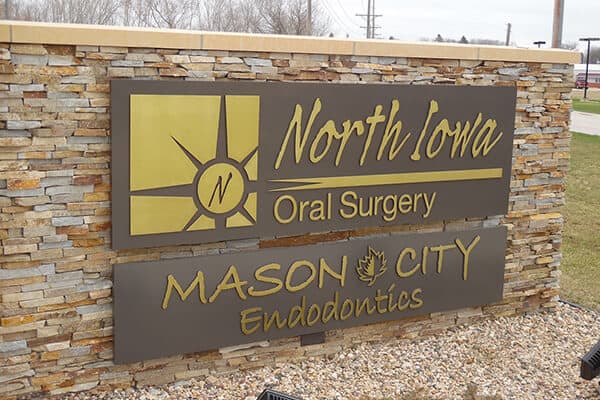 Healthcare North Iowa Oral Surgery Monument Sign